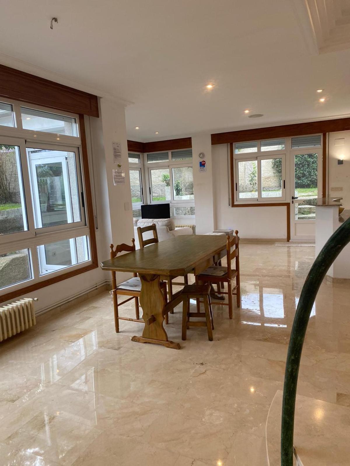 Chalet Adosado Independiente En Vigo - Canido Oya Exteriör bild